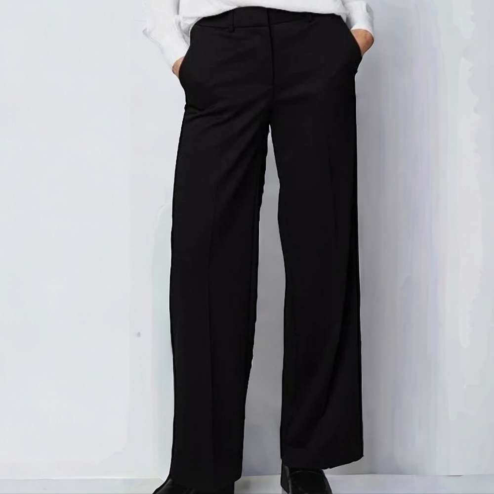 Simply Vera Vera Wang Shinny Black High-Rise Wide Leg Trouser Pants - Size 16